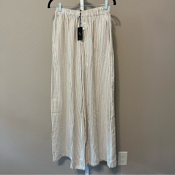 Sincerely Jules Beige and White Striped Pants - Picture 1 of 4